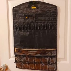 ADRIENNE VITTADINI STUDIO